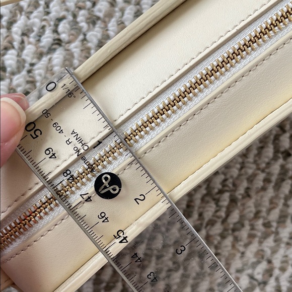 Arket Cream Women's Shoulder Bag - Picture 11 of 14